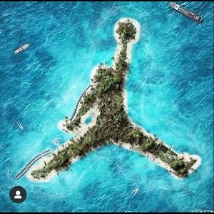 Meet your Posher, Addison